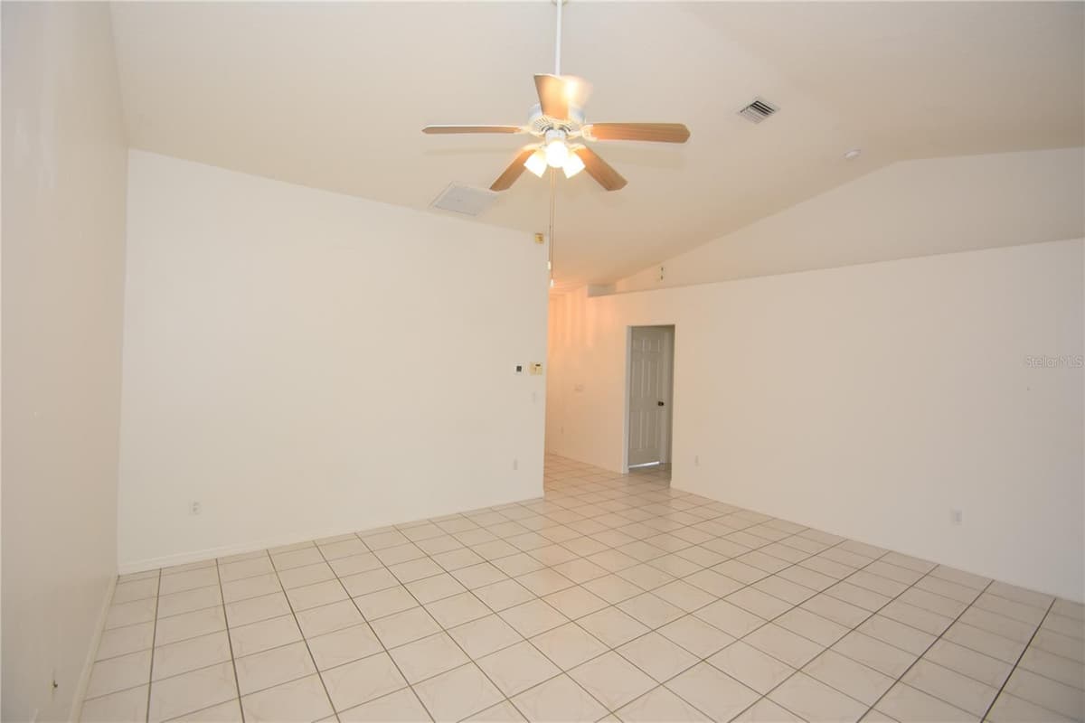 87 PONY EXPRESS DRIVE — photo 38 of 48
