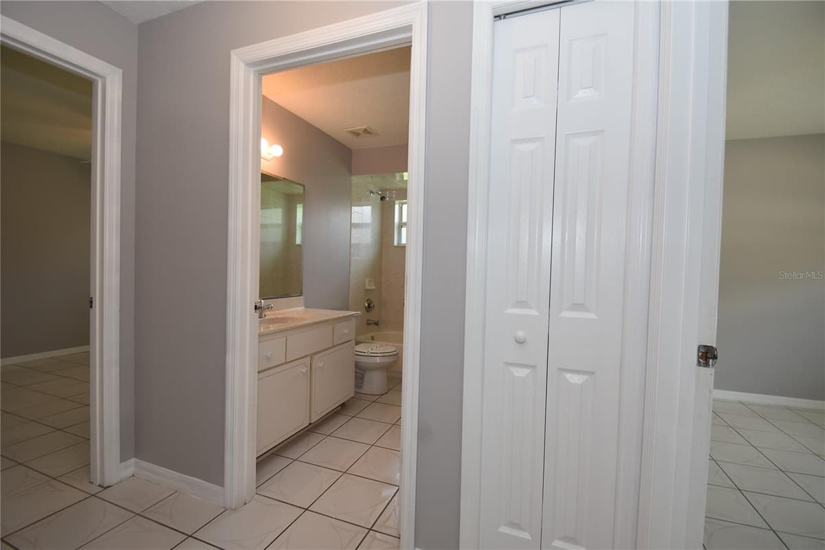 87 PONY EXPRESS DRIVE — photo 18 of 48