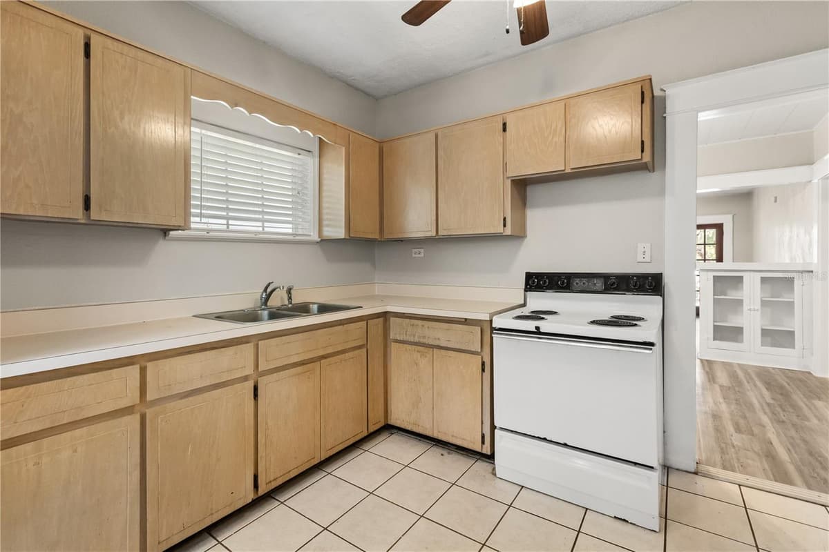 1509 WOODWARD STREET — photo 11 of 30