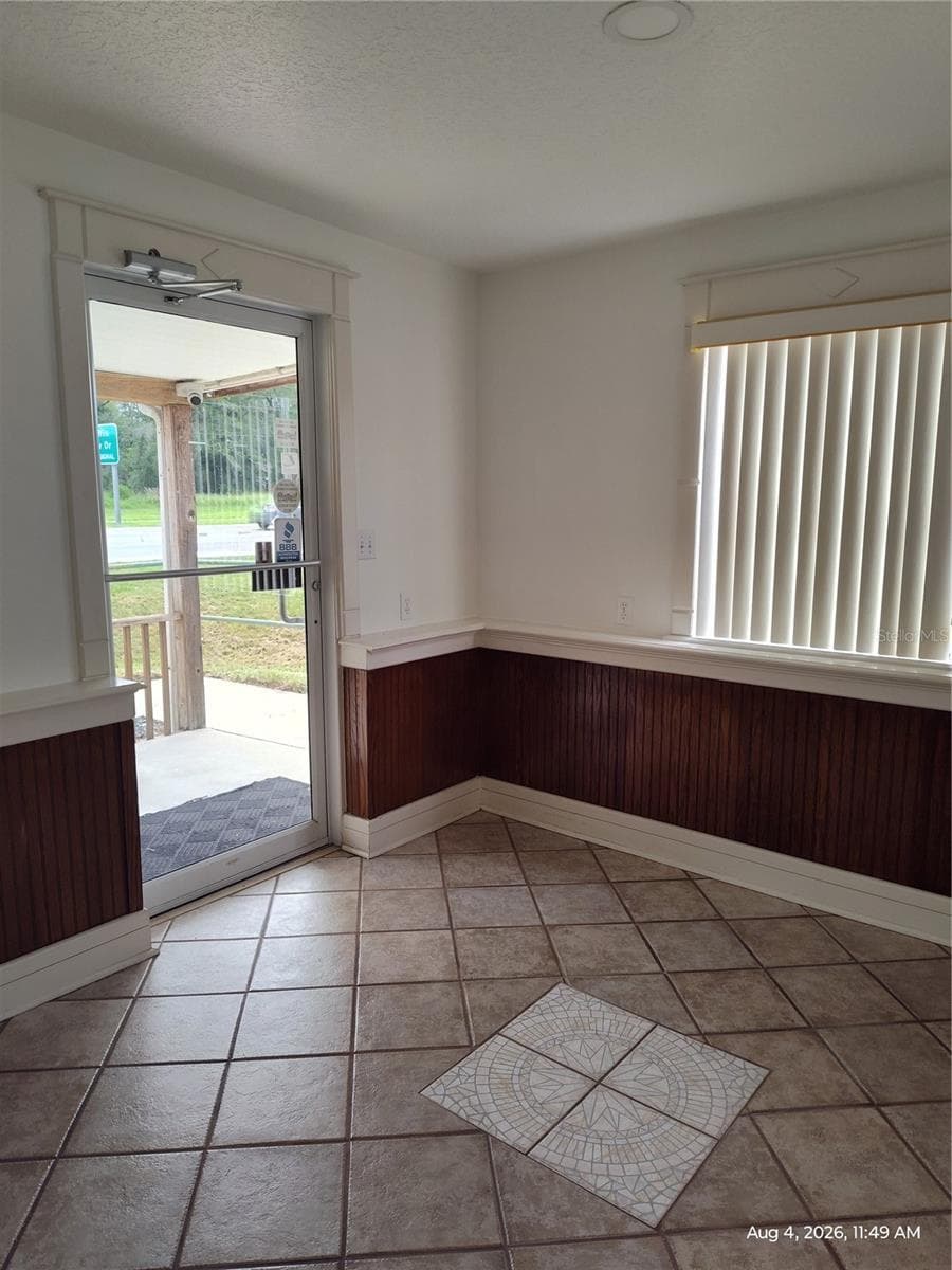 320 HWY 441 — photo 5 of 22