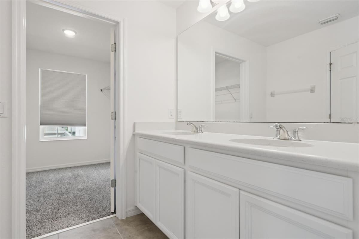 809 MARCEL LOOP — photo 14 of 22