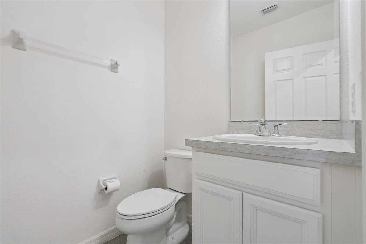809 MARCEL LOOP — photo 10 of 22