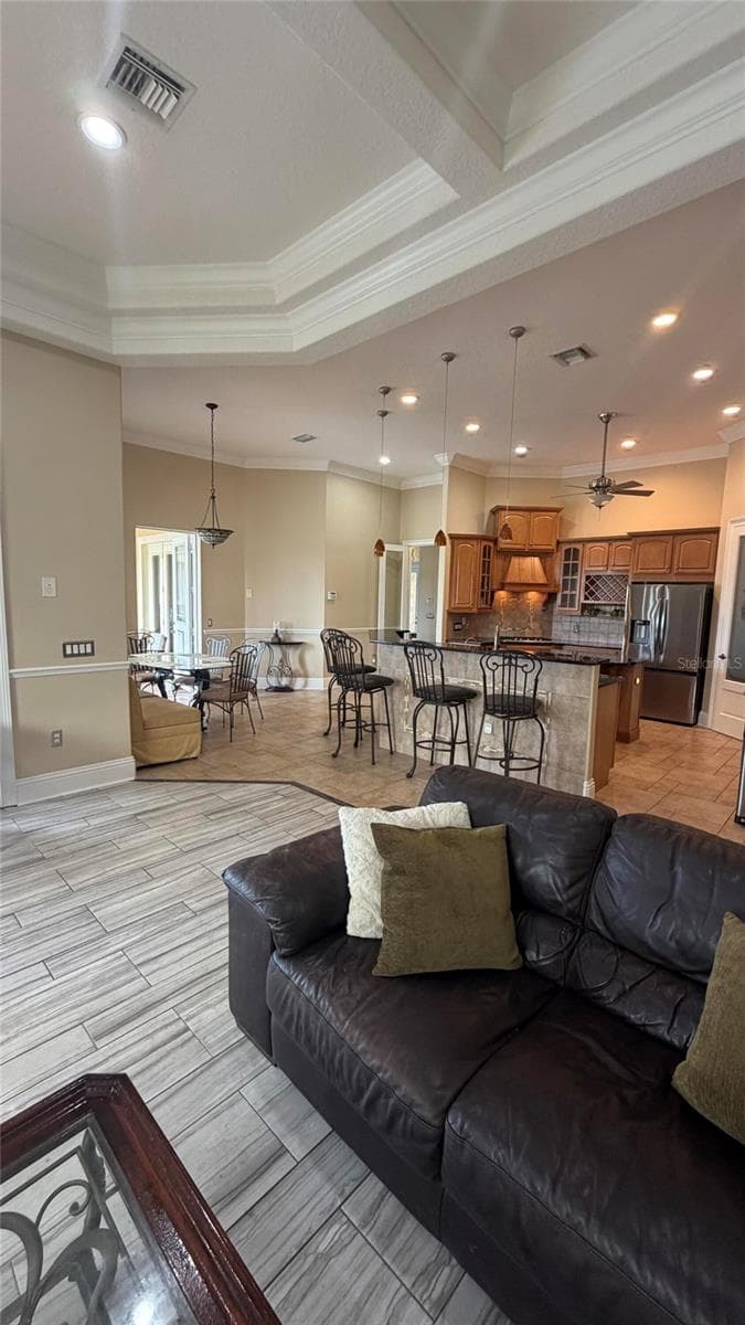 2120 BUNKER VIEW COURT — photo 8 of 50