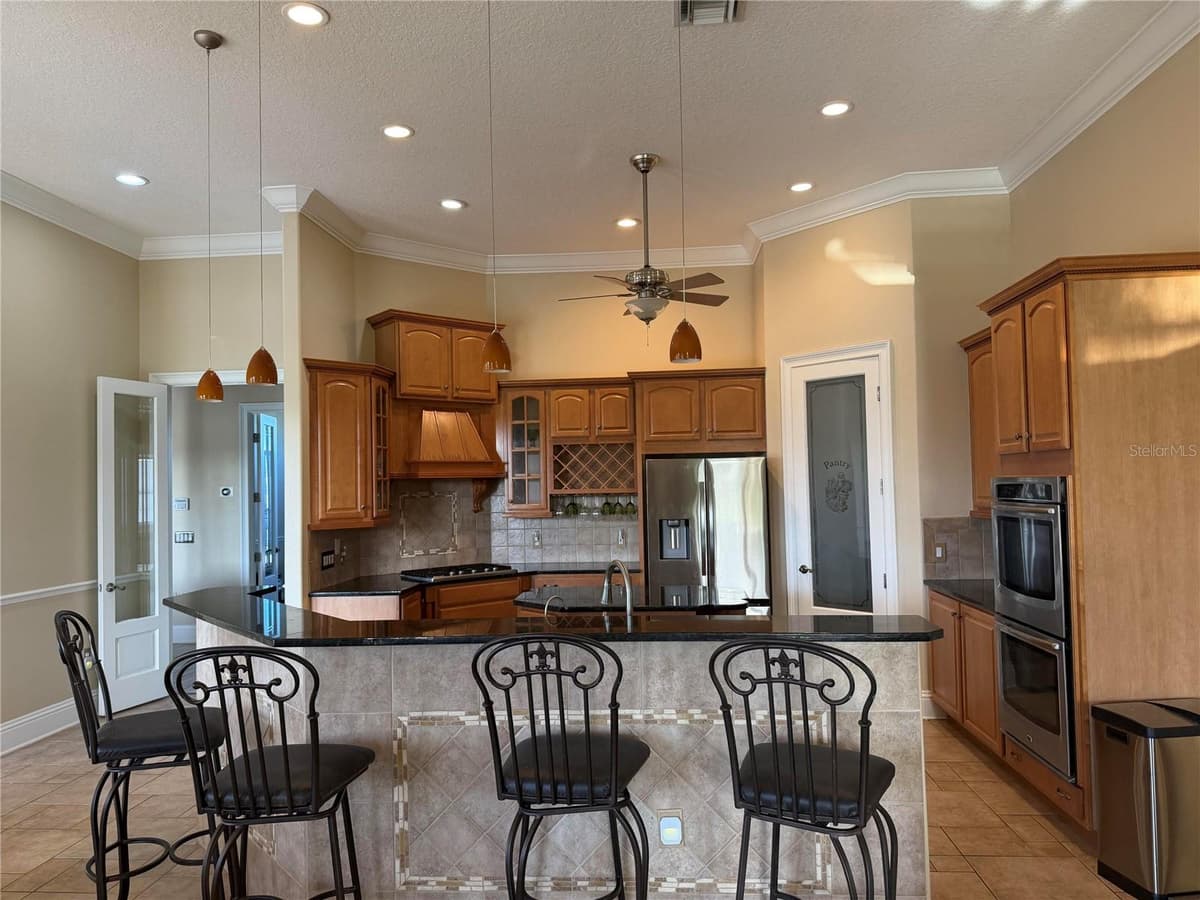 2120 BUNKER VIEW COURT — photo 5 of 50