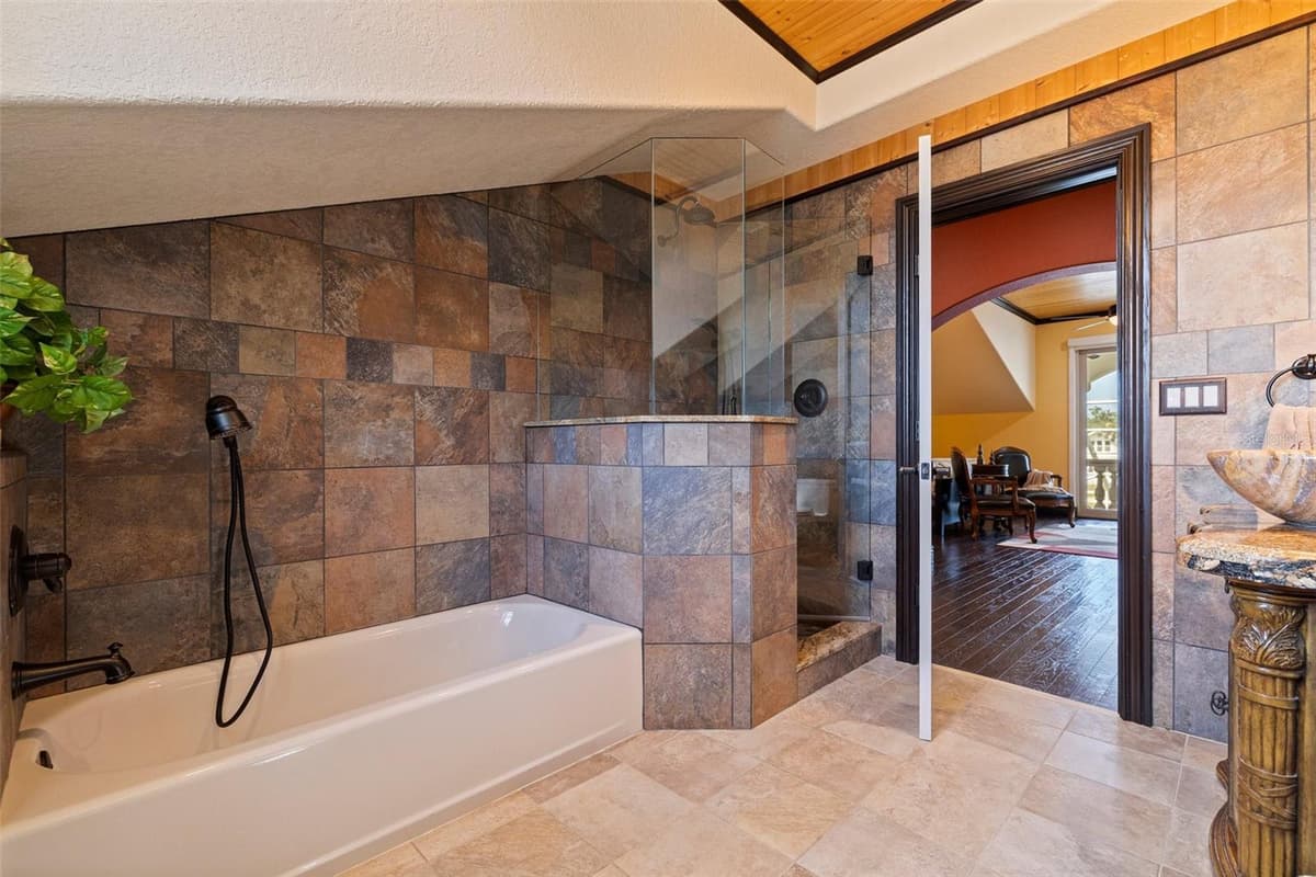 3931 POMPANO DRIVE — photo 38 of 63