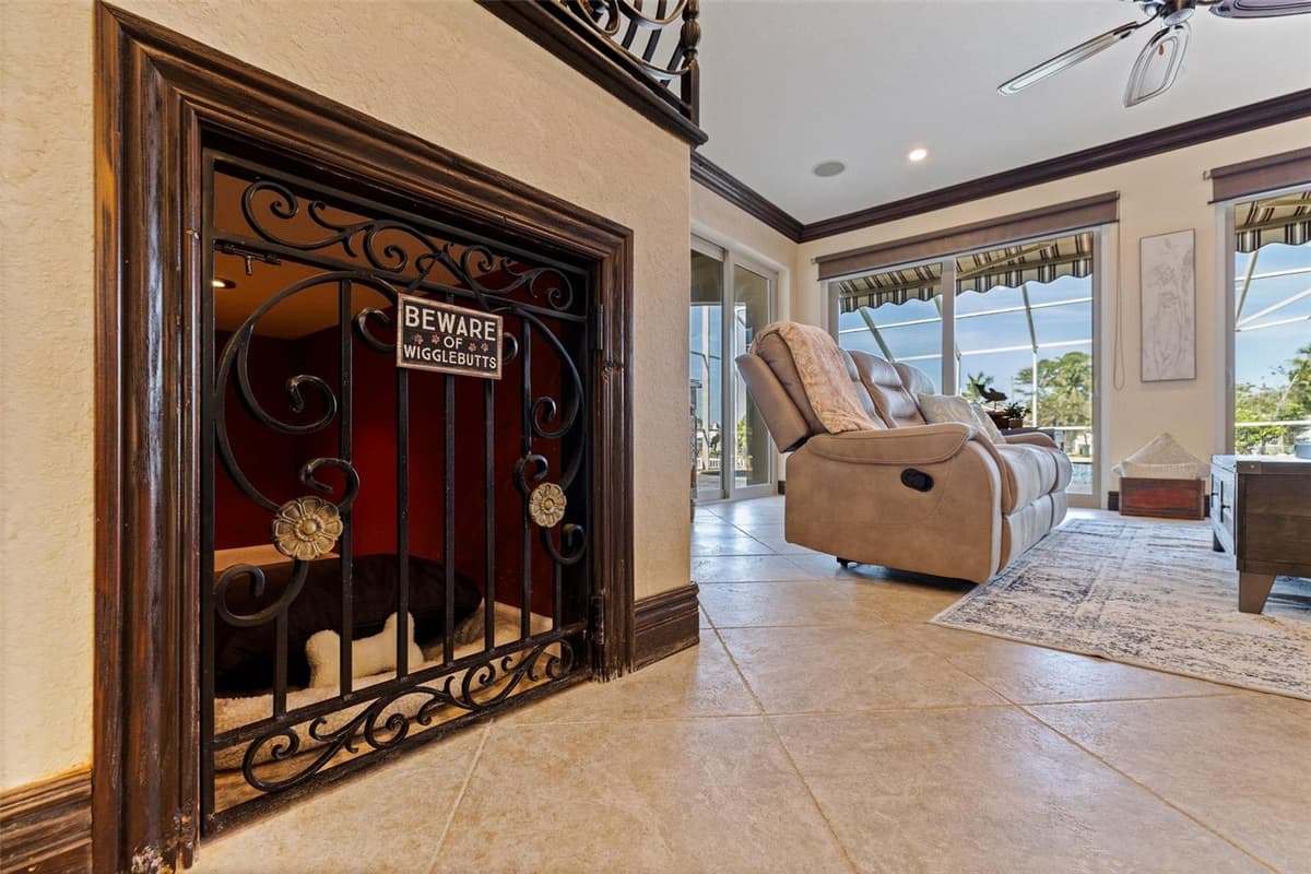 3931 POMPANO DRIVE — photo 22 of 63