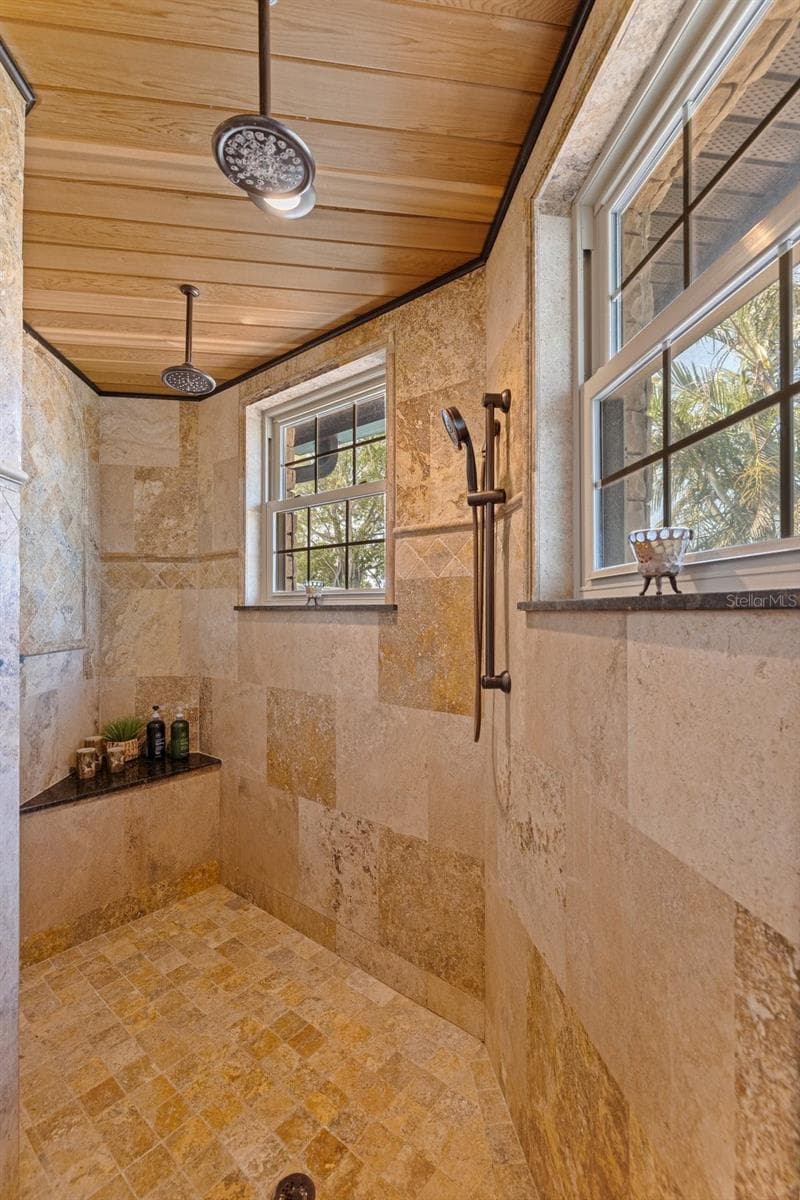 3931 POMPANO DRIVE — photo 28 of 63
