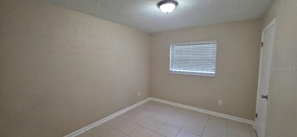 7670 STRATFORD BOULEVARD — photo 10 of 15