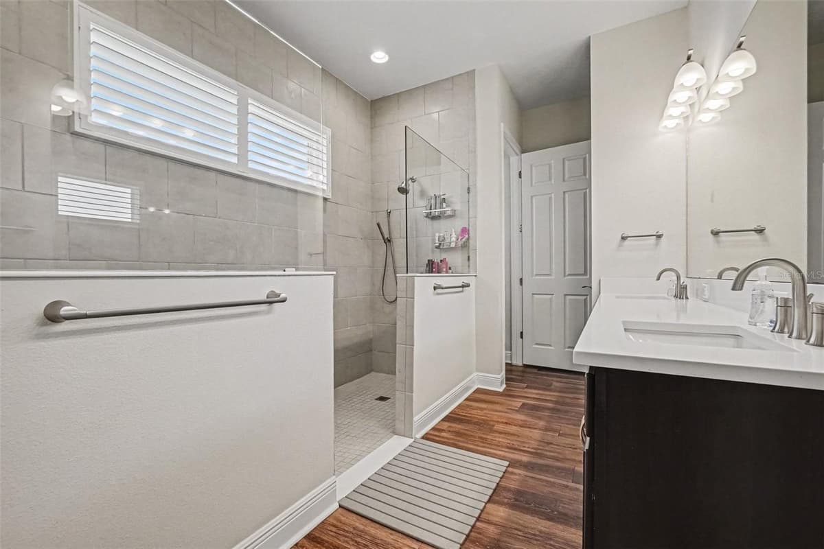 4502 RENWICK DRIVE — photo 16 of 30