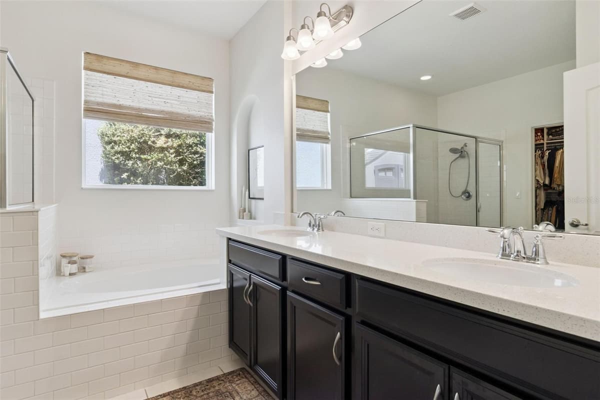 5743 THOMAS SQUARE DRIVE — photo 38 of 53