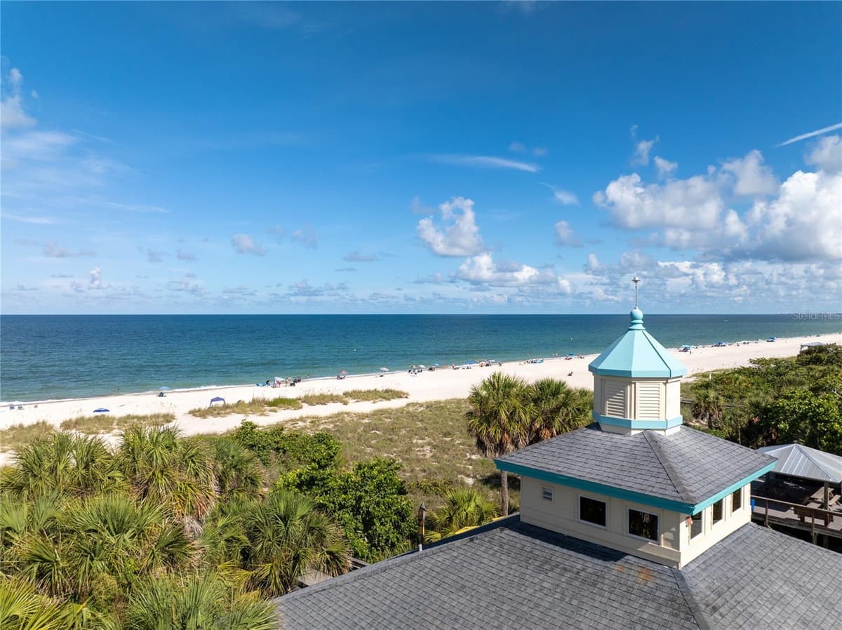 17048 CORAL KEY DRIVE — photo 58 of 64