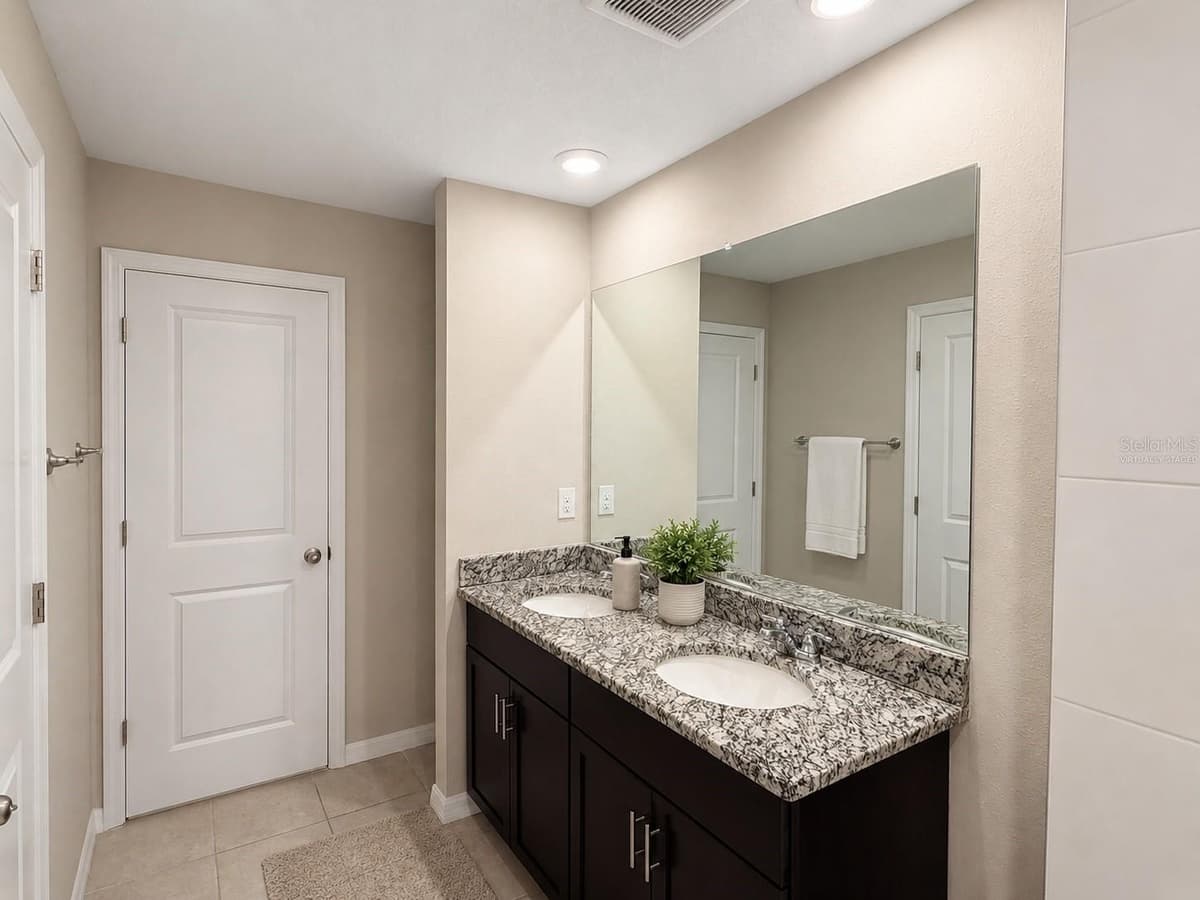 17048 CORAL KEY DRIVE — photo 40 of 64