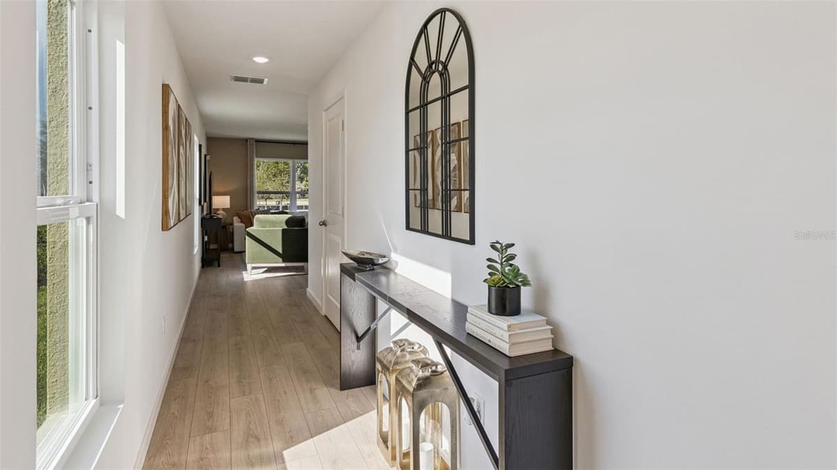534 REMICK STREET — photo 4 of 26