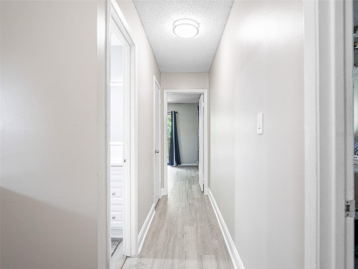 7468 CANFORD COURT — photo 10 of 32