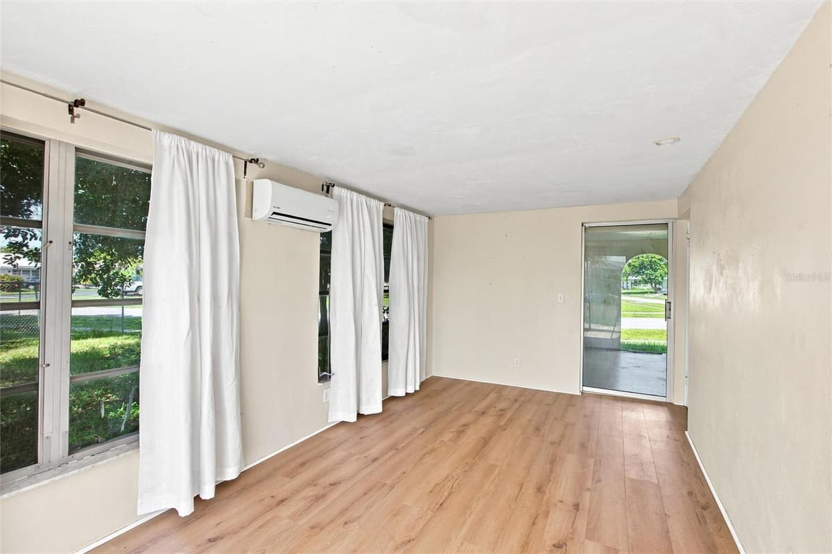 8381 FAY AVENUE — photo 18 of 34