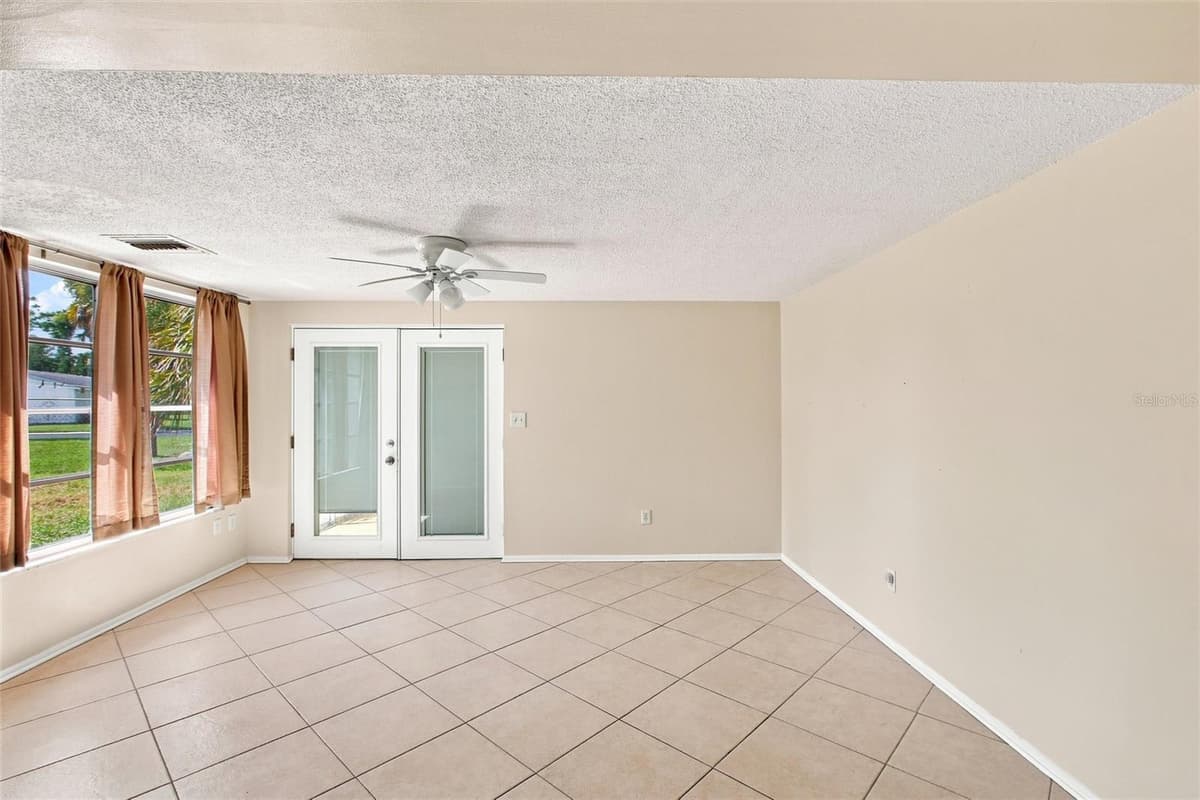 8381 FAY AVENUE — photo 13 of 34