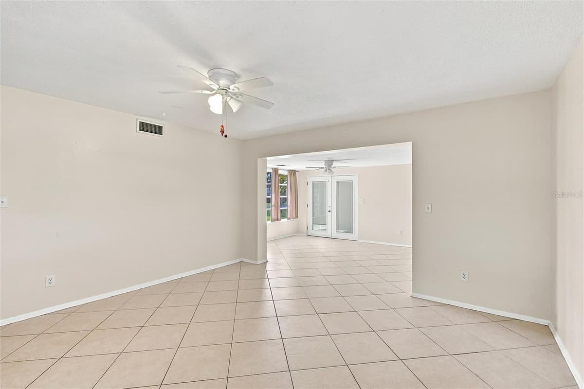 8381 FAY AVENUE — photo 10 of 34