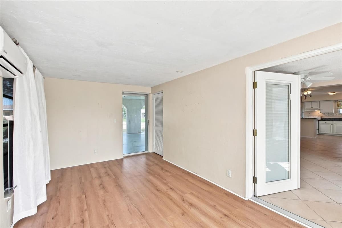 8381 FAY AVENUE — photo 19 of 34
