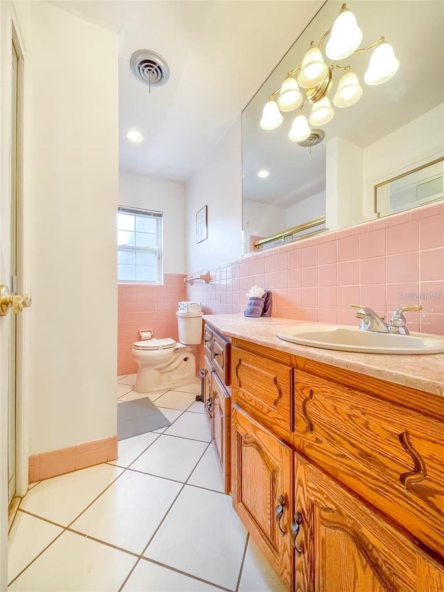 2102 KYRA DRIVE — photo 27 of 35