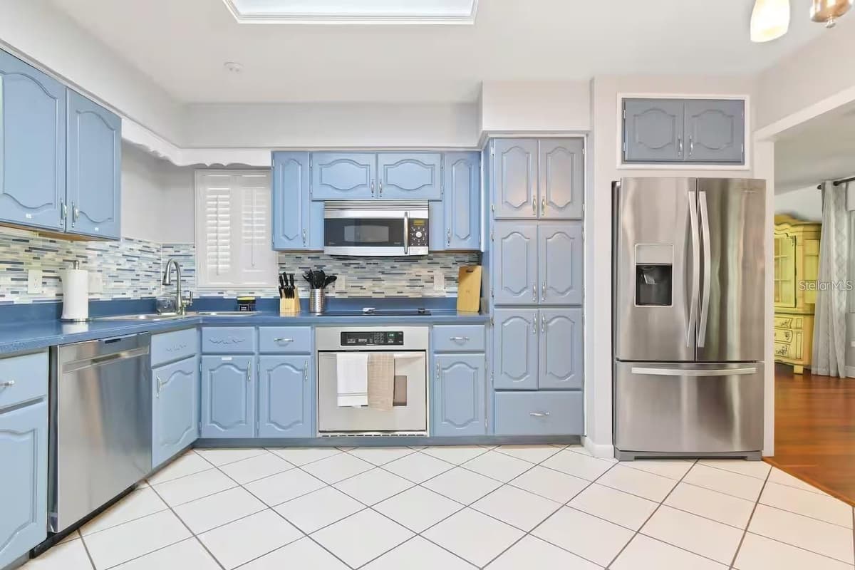 2102 KYRA DRIVE — photo 13 of 35