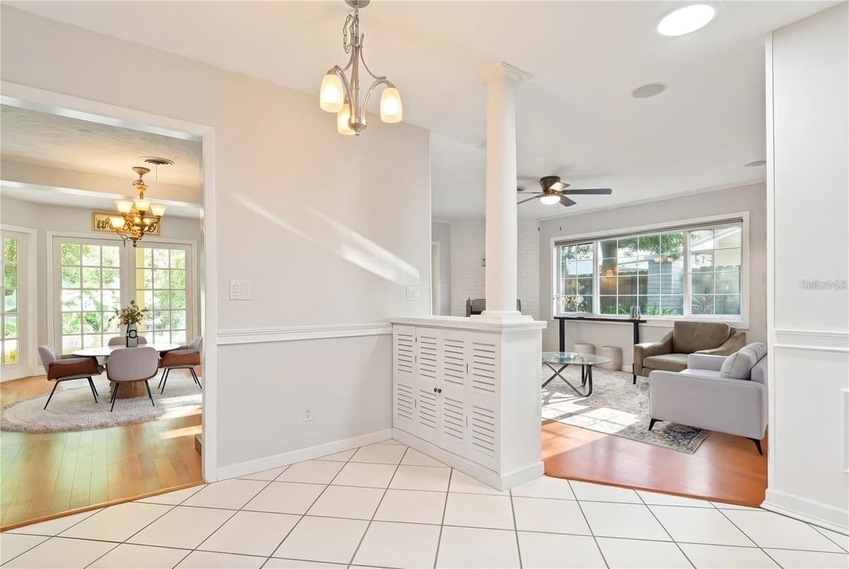 2102 KYRA DRIVE — photo 14 of 35
