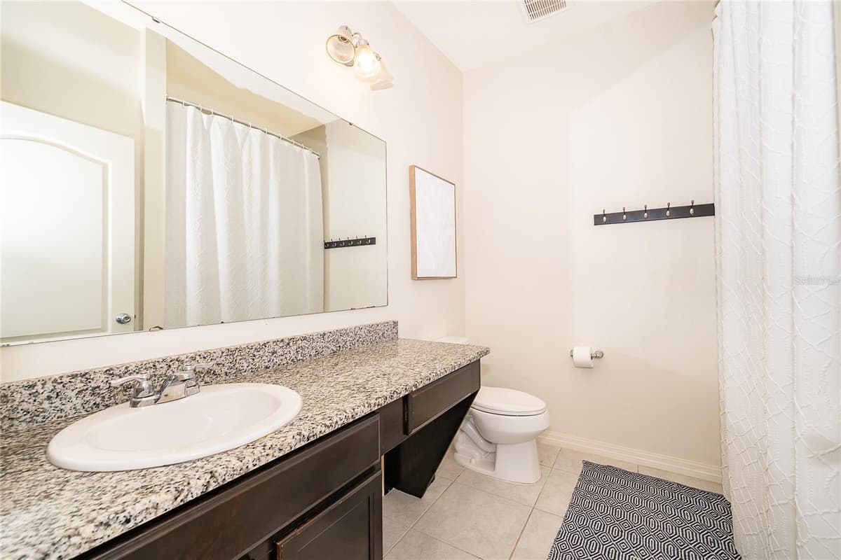 1815 PLUMAS WAY — photo 10 of 27