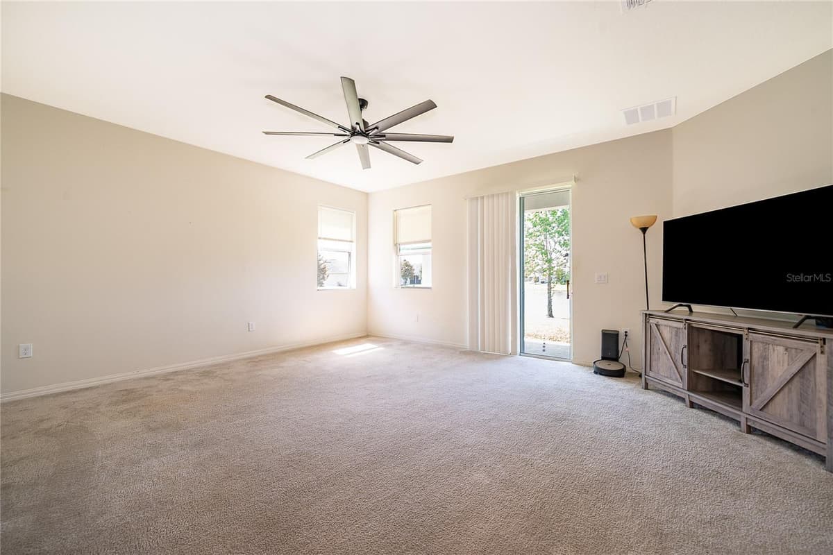 1815 PLUMAS WAY — photo 21 of 27