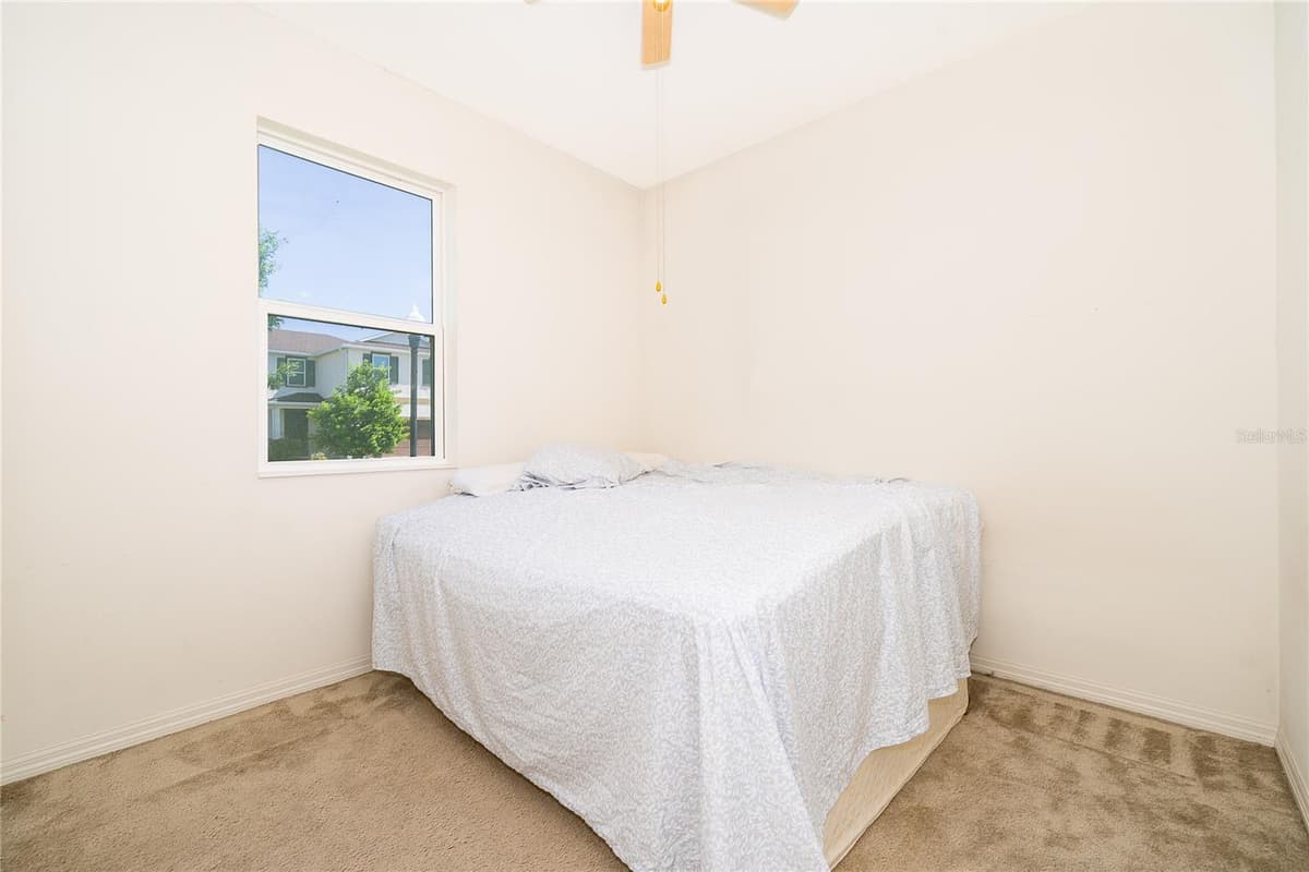 1815 PLUMAS WAY — photo 9 of 27