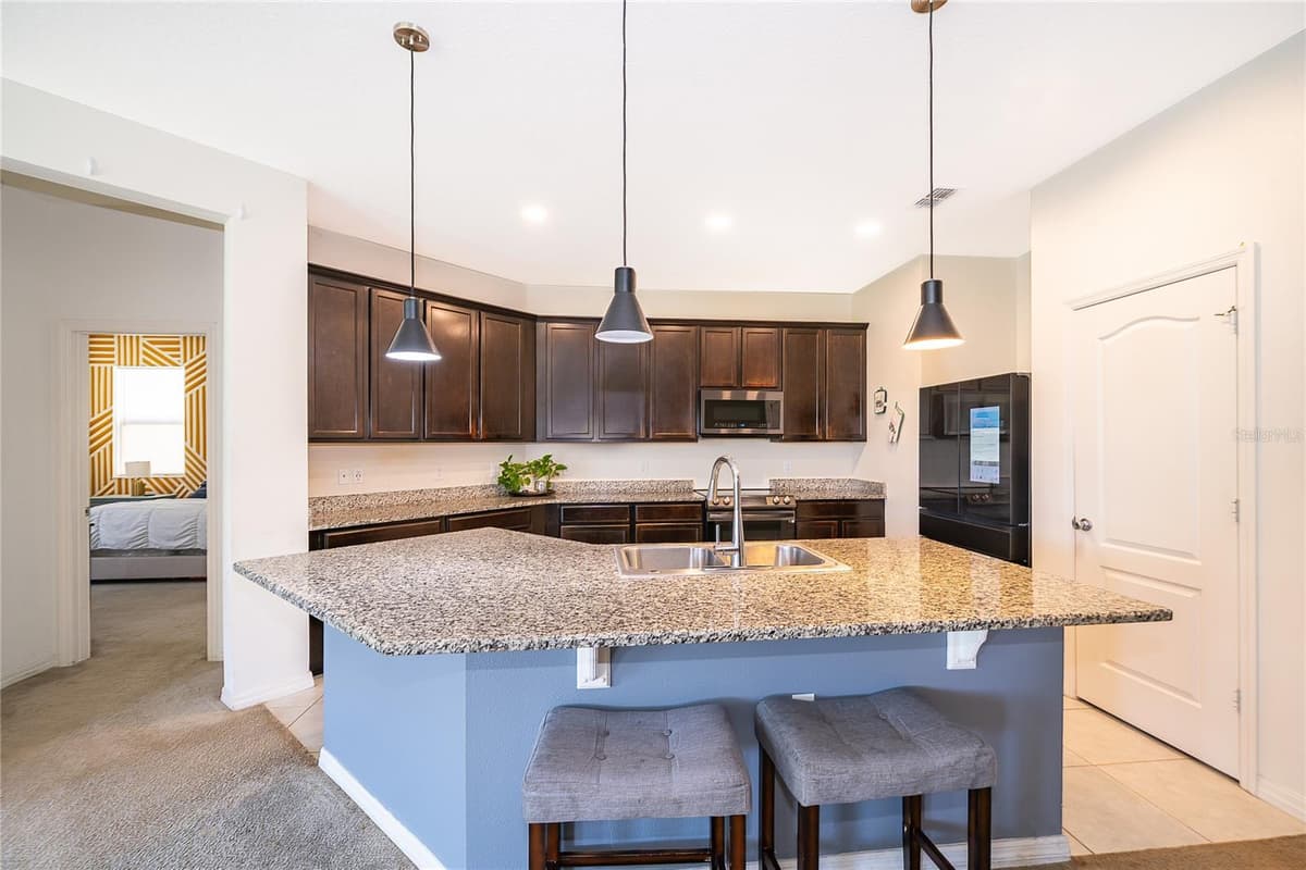 1815 PLUMAS WAY — photo 15 of 27