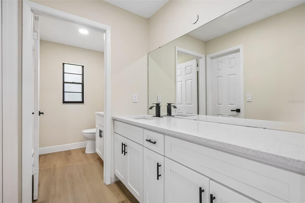 612 RODNEY DRIVE — photo 13 of 30