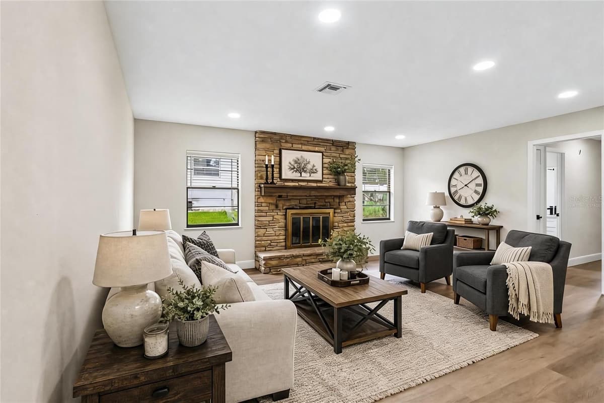612 RODNEY DRIVE — photo 9 of 30