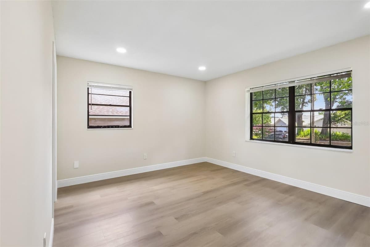 612 RODNEY DRIVE — photo 30 of 30