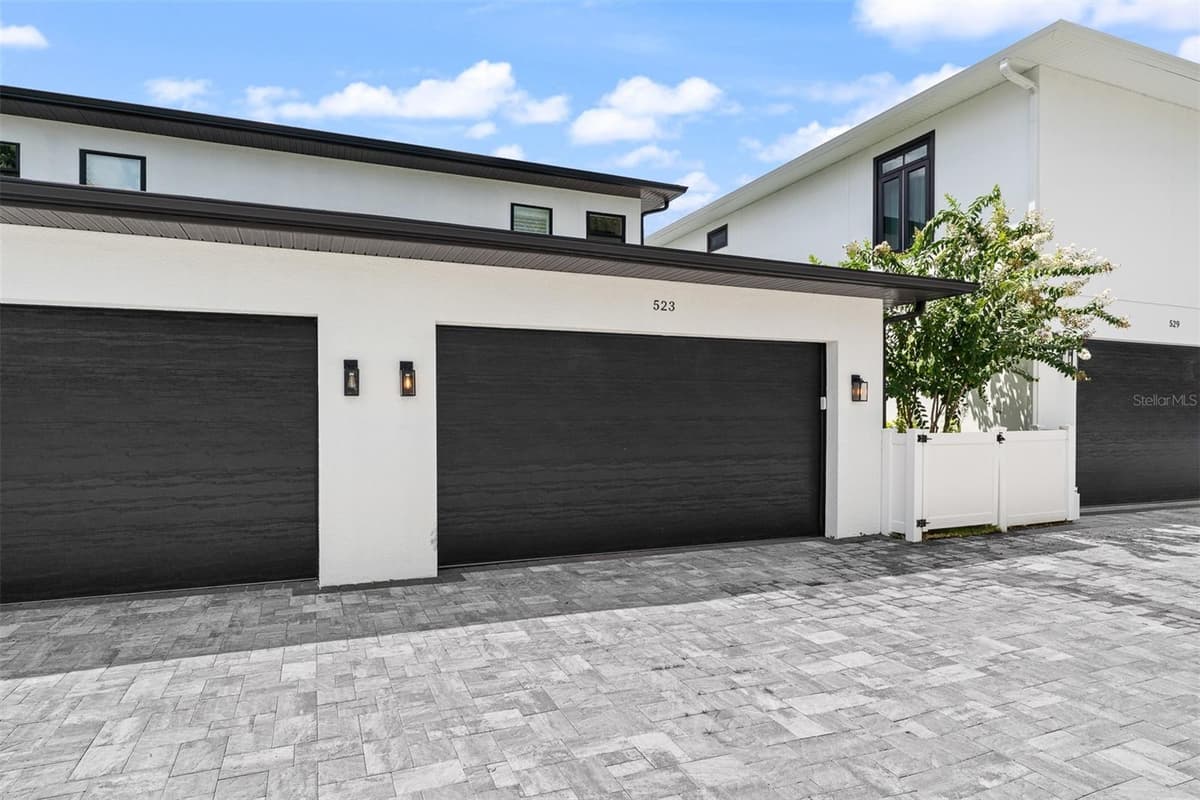 523 PRINCETON STREET — photo 41 of 47