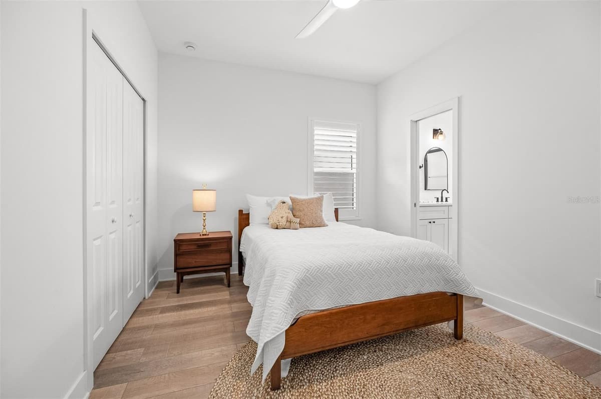 523 PRINCETON STREET — photo 32 of 47