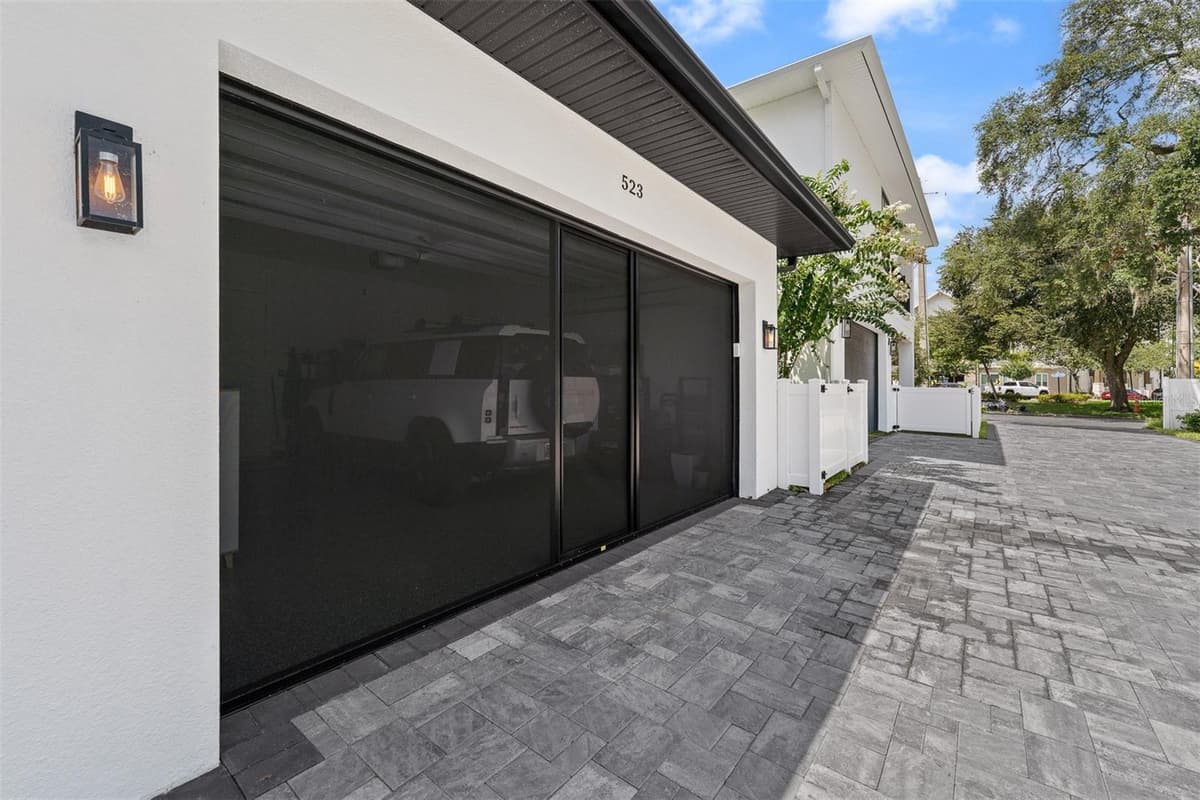 523 PRINCETON STREET — photo 40 of 47