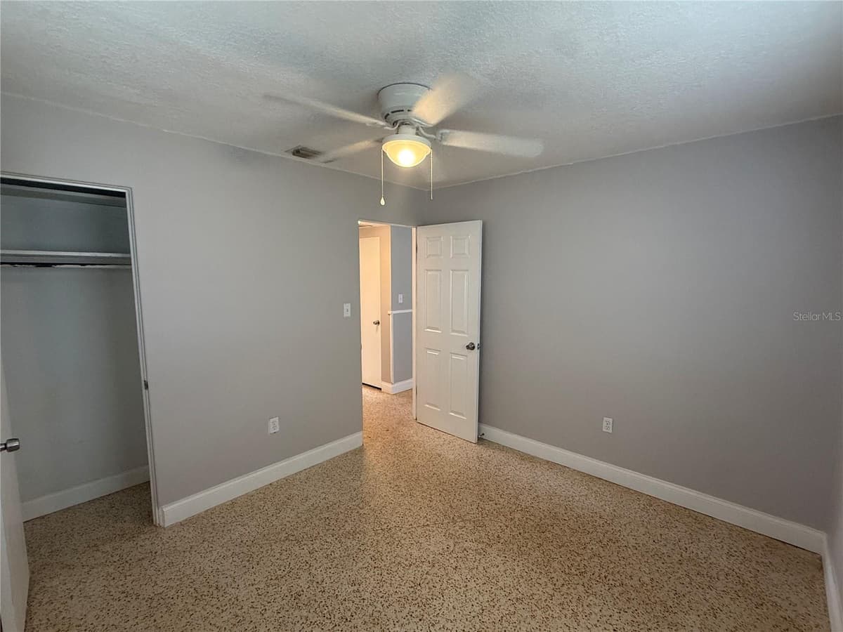6308 RAVINNIA DRIVE — photo 25 of 30