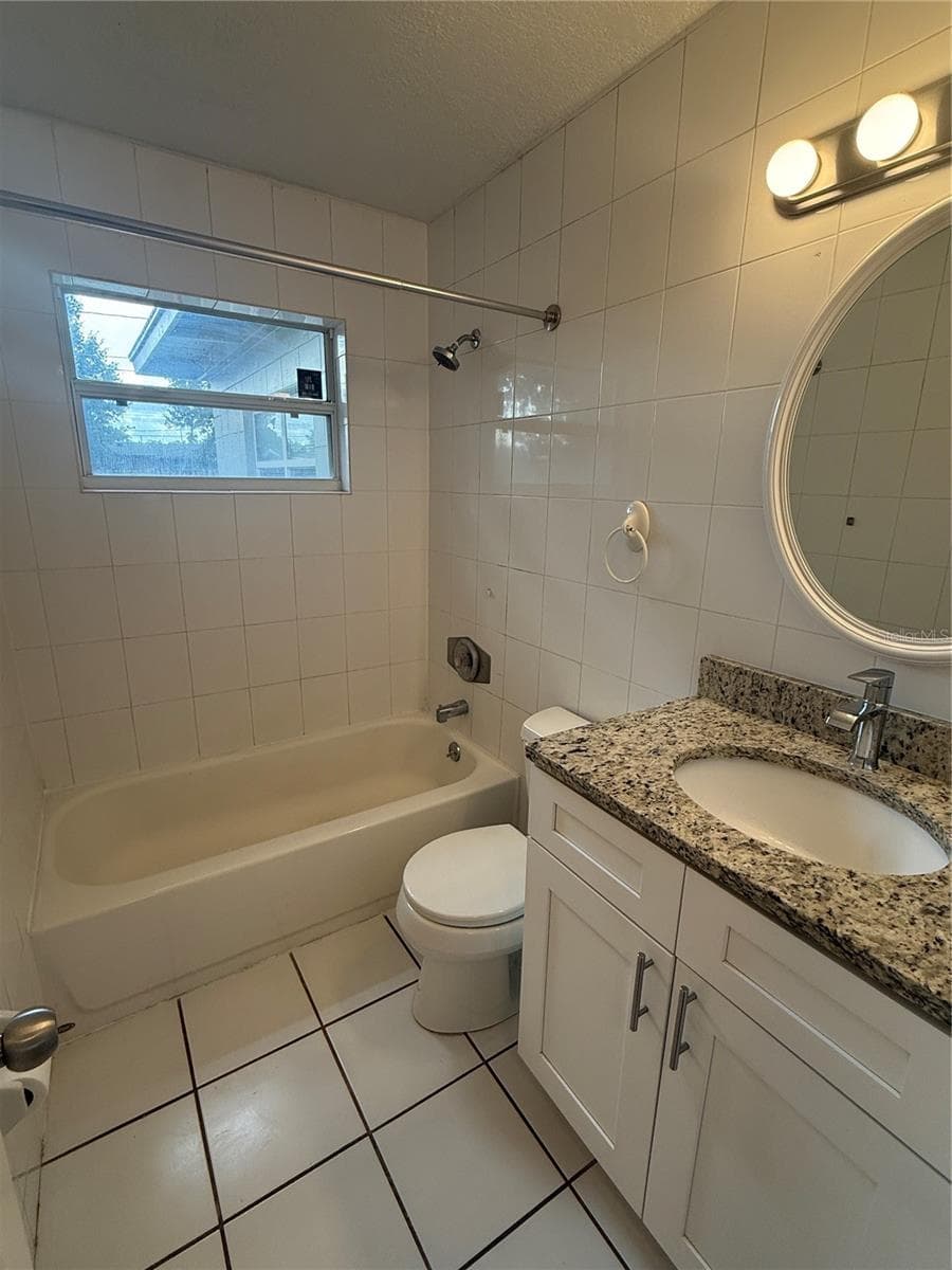 6308 RAVINNIA DRIVE — photo 26 of 30
