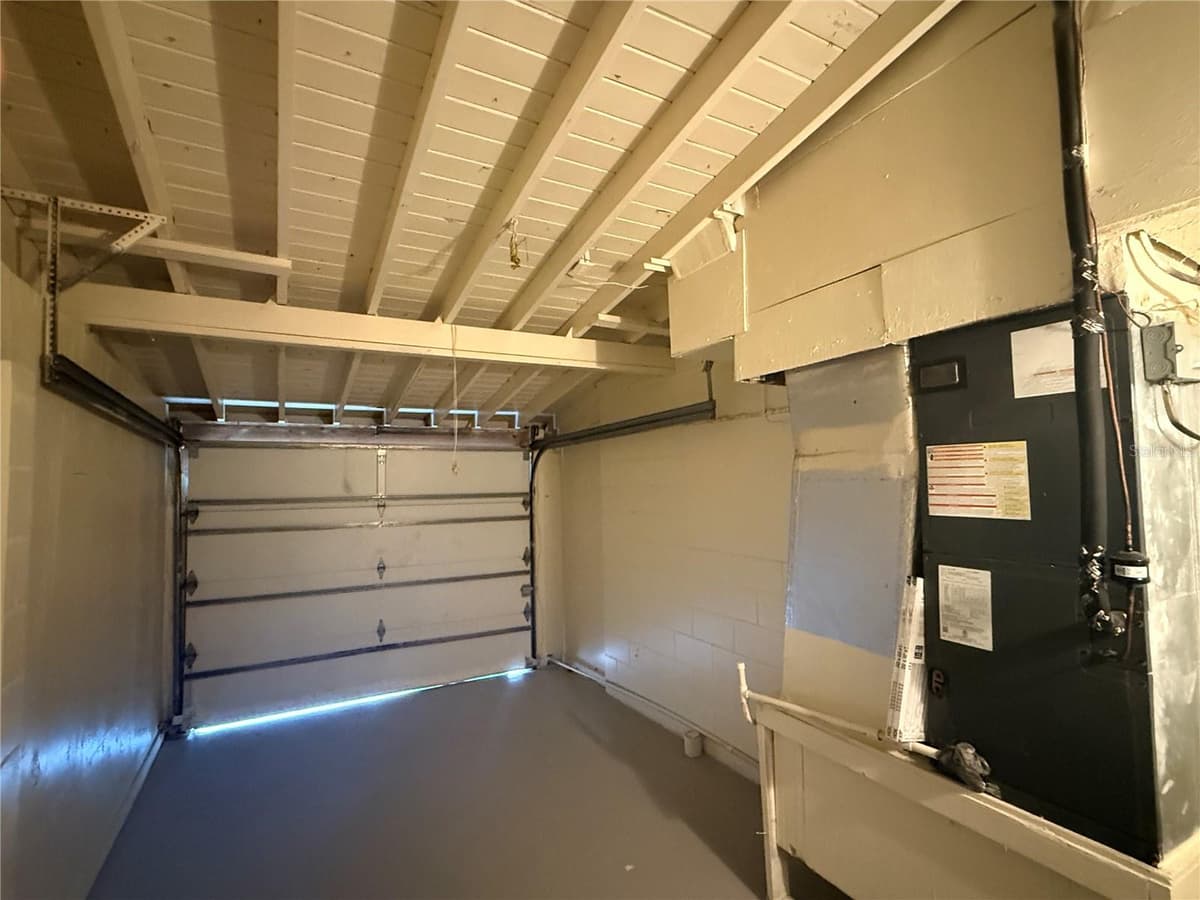 6308 RAVINNIA DRIVE — photo 29 of 30