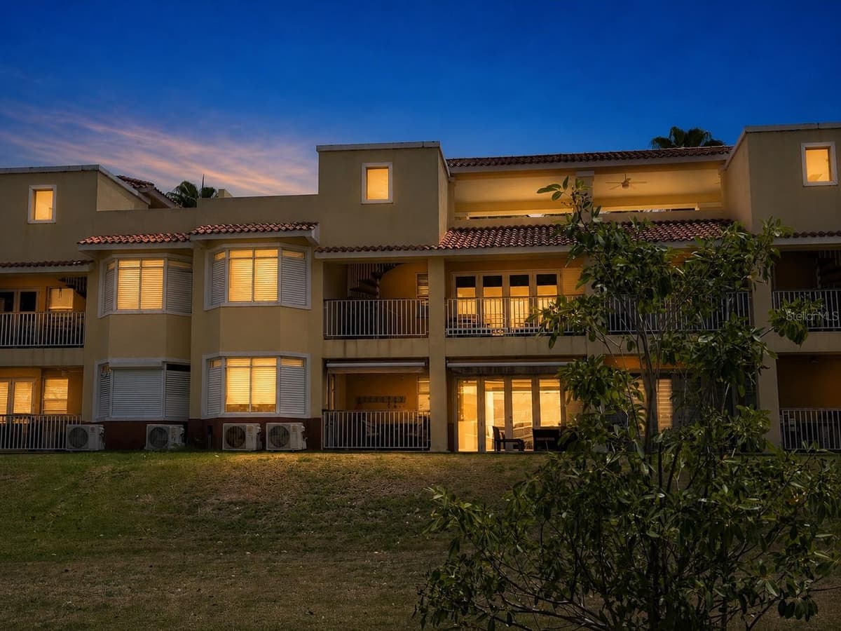 Harbour Lakes PALMAS DRIVE — photo 9 of 14