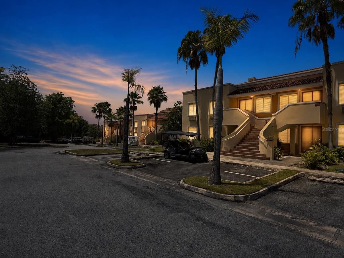 Harbour Lakes PALMAS DRIVE — photo 6 of 14