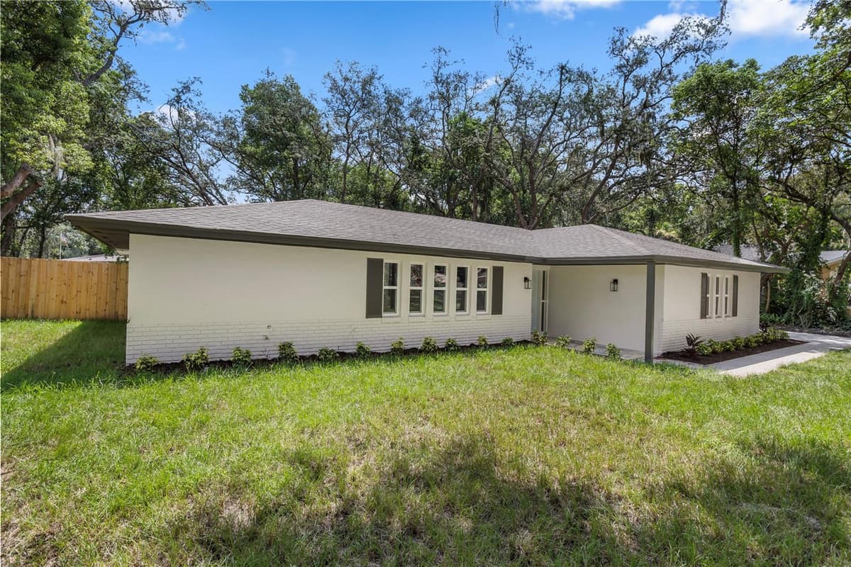 1017 ANTELOPE TRAIL — photo 40 of 44