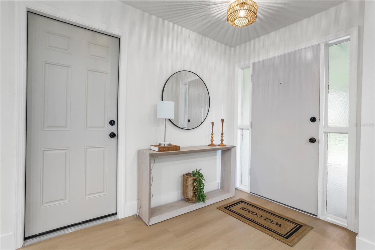1017 ANTELOPE TRAIL — photo 3 of 44