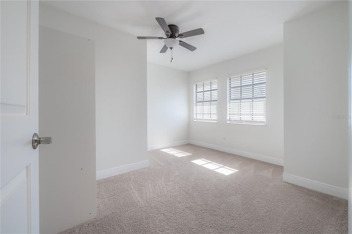 5026 CYPRESS TRACE DRIVE — photo 27 of 39