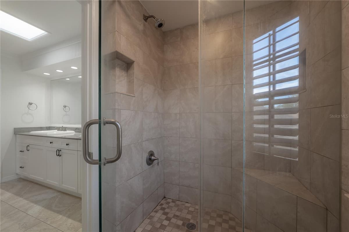 5026 CYPRESS TRACE DRIVE — photo 26 of 39