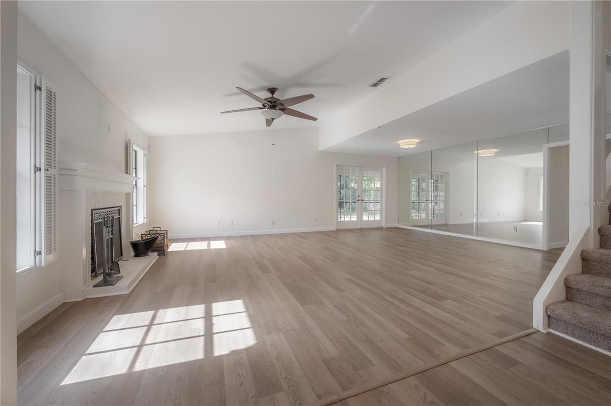 5026 CYPRESS TRACE DRIVE — photo 20 of 39