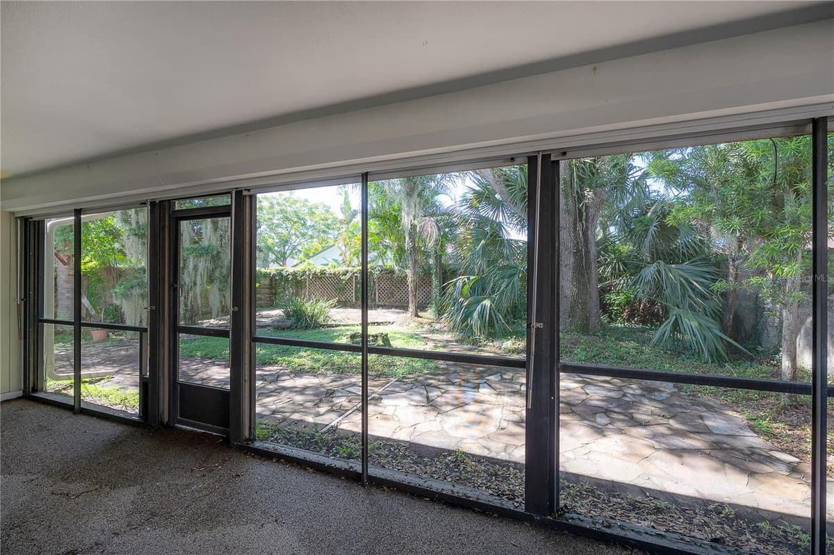 5026 CYPRESS TRACE DRIVE — photo 31 of 39