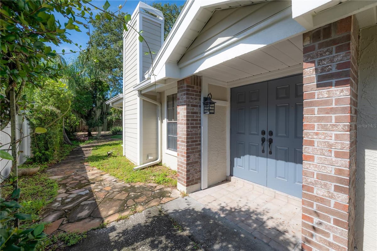 5026 CYPRESS TRACE DRIVE — photo 35 of 39