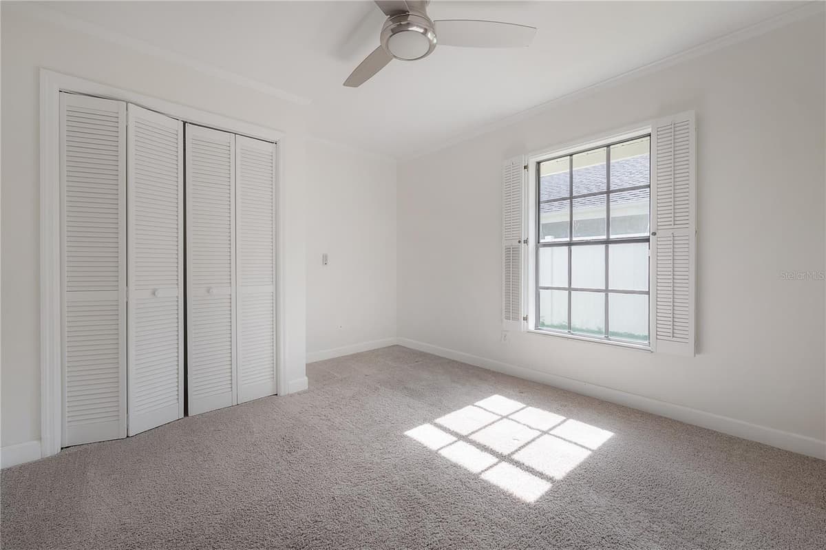 5026 CYPRESS TRACE DRIVE — photo 15 of 39
