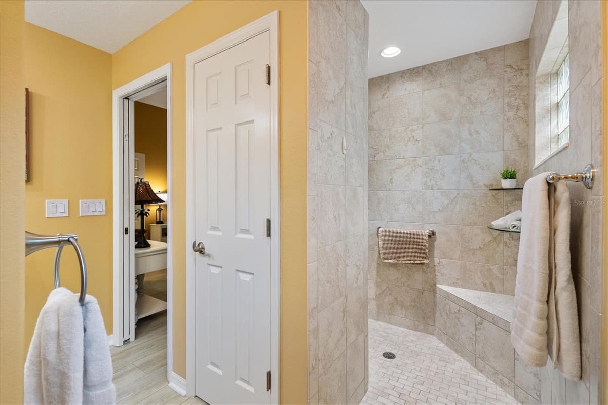 5738 CARLEY LOOP — photo 20 of 40