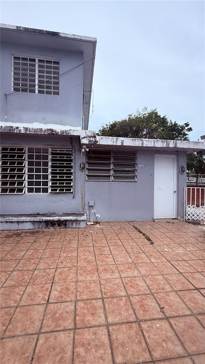 157 CALLE NEPTUNO, ISLA VERDE — photo 2 of 48